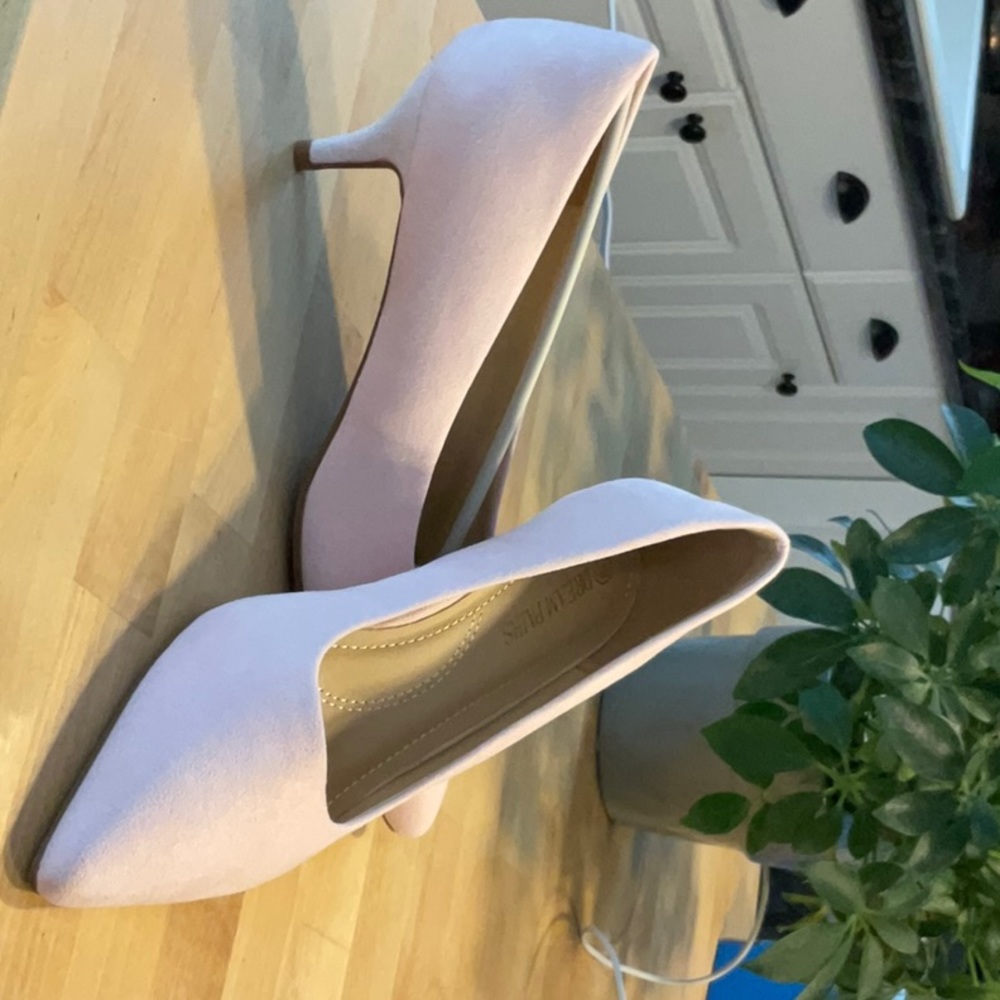 Womens pink heels